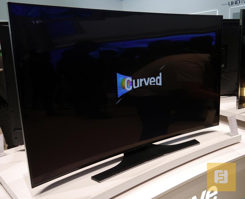 Samsung HU7200 — 65-дюймовый изогнутый 4К-телевизор