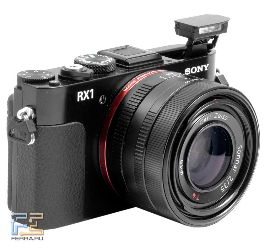 Sony Cyber-shot RX1 с возведенной вспышкой