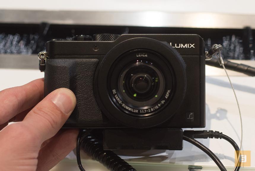 Лицевая сторона корпуса Panasonic Lumix LX100