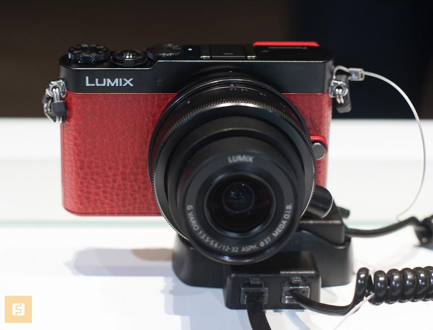 Общий вид Panasonic Lumix GM5