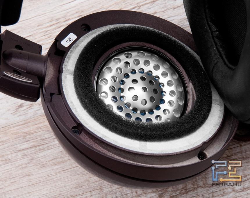 Чашки изготовлены из вишни, а амбушюры очень мягкие