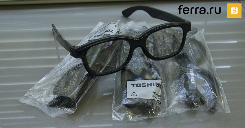 Комплект поставки TOSHIBA 42L7453RB