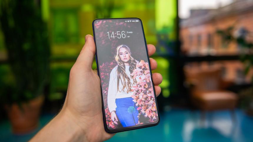 Самый технологичный смартфон прошлого лета вернулся — обзор Vivo V15 Pro