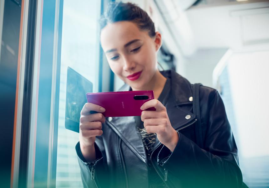 А потом будете жаловаться, что таких смартфонов больше не делают — Sony Xperia 5