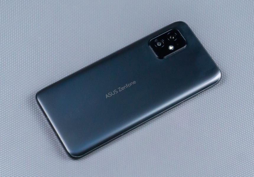 Asus Zenfone 8