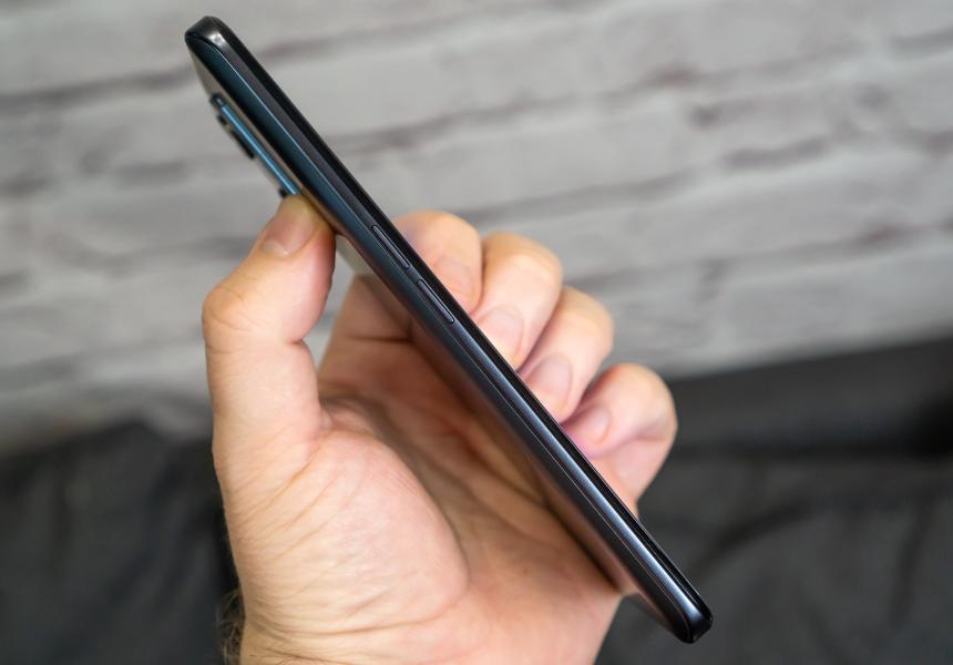 Современный флагман Samsung за 40 тысяч вы больше не купите, вот вам хороший «китаец» под этот бюджет