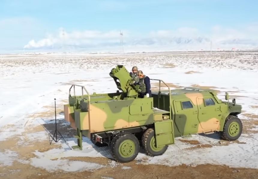 На видео показали испытания китайского самоходного миномёта