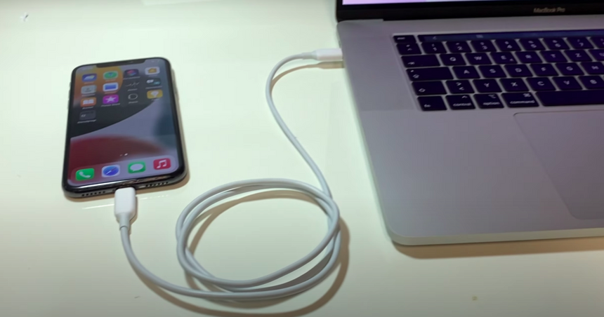 Появился ещё один iPhone с зарядным портом от Android. На этот раз даже лучше