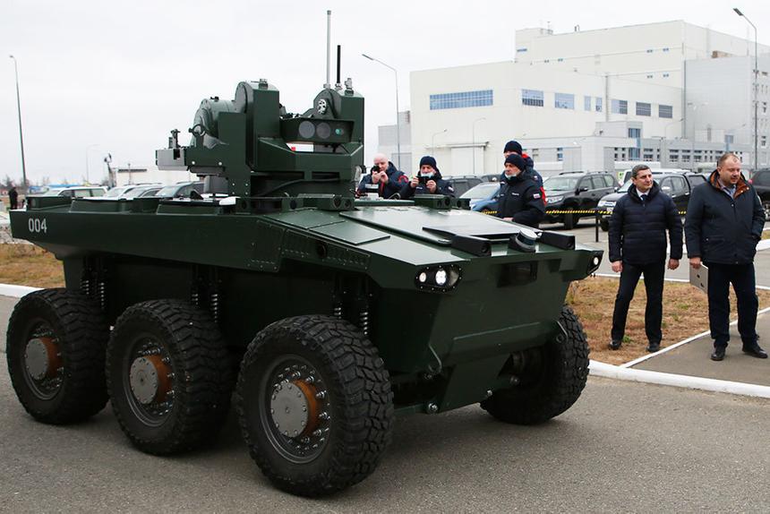 Военных роботов США и России сравнили между собой