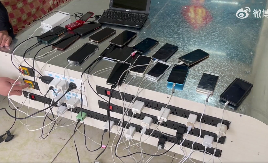 Этот Power Bank заряжает 60 телефонов одновременно