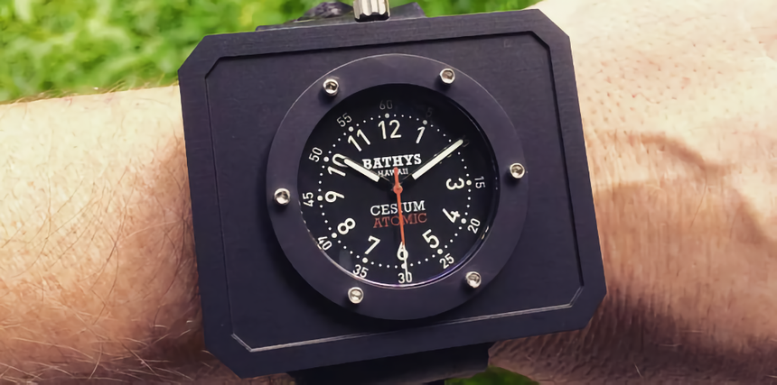 В США создадут переносные атомные часы для военных нужд