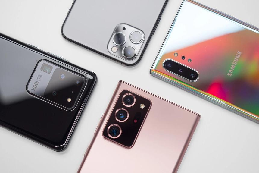 Объявлен топ-5 популярных брендов смартфонов в России по итогам 2021 г.