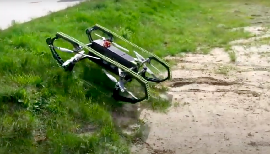На видео показали летающий дрон-танк