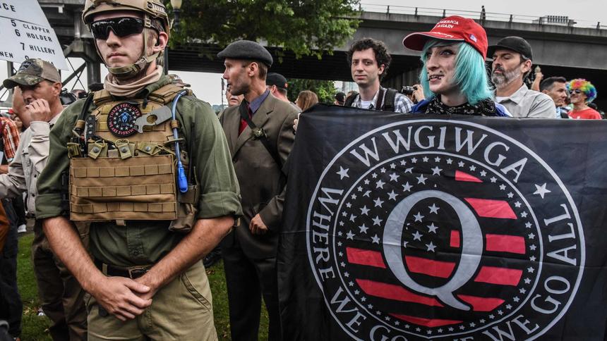 Основателей ультраправого движения QAnon раскрыли с помощью нейросетей
