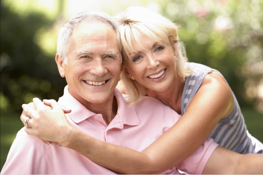 Учёные доказали, что люди с супругами живут дольше
