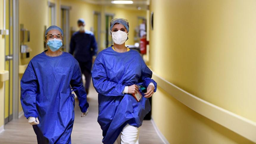 Коронавирус стелс-омикрон начал распространяться по России