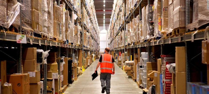 Работников склада интернет-магазина не предупредили о задымлении в здании