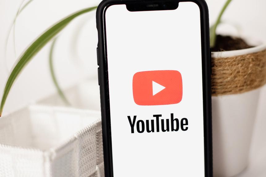 Роскомнадзор назвал условие, при котором не заблокирует YouTube