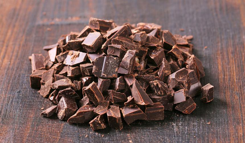 Чем для зрения полезен темный шоколад