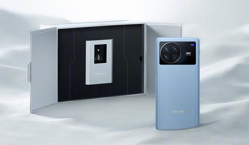 Vivo начала продавать смартфоны с кулоном из метеорита