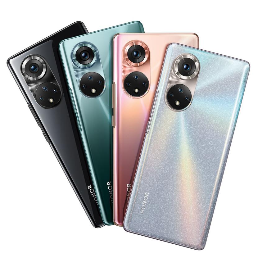 Honor заняла место Huawei по продажам в Китае