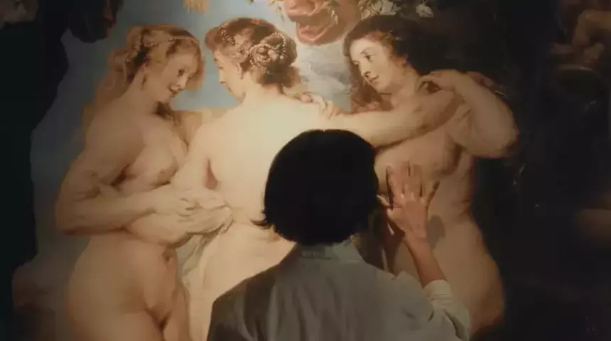 Посетителям музея дали потрогать «грудь», чтобы они «ощутили» признаки рака