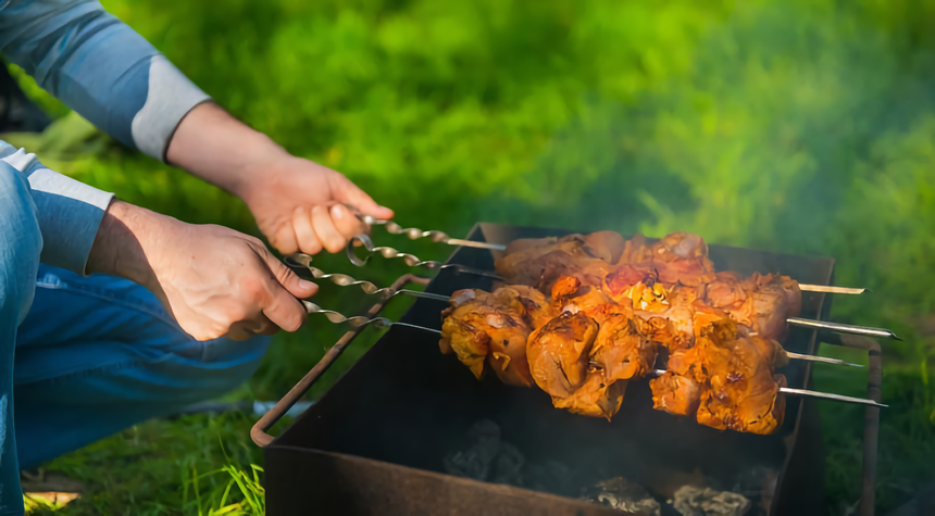 Раскрыта опасность приготовления шашлыка для организма