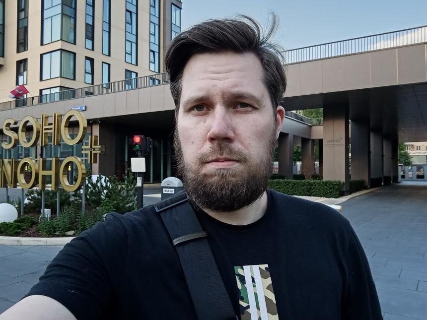 Пока вы там зависаете на Ali с дешёвым долларом, напоминаем о новых смартфонах за 20 тысяч в России