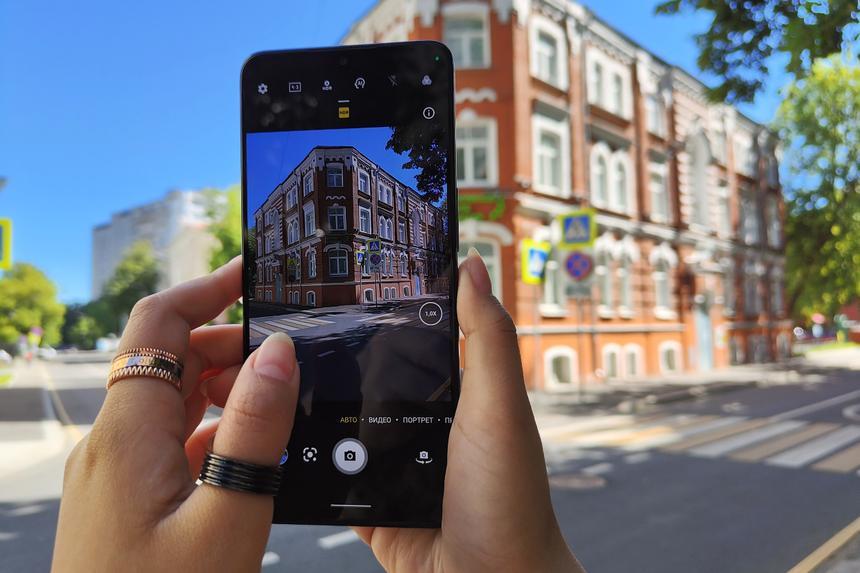 Пока вы там зависаете на Ali с дешёвым долларом, напоминаем о новых смартфонах за 20 тысяч в России