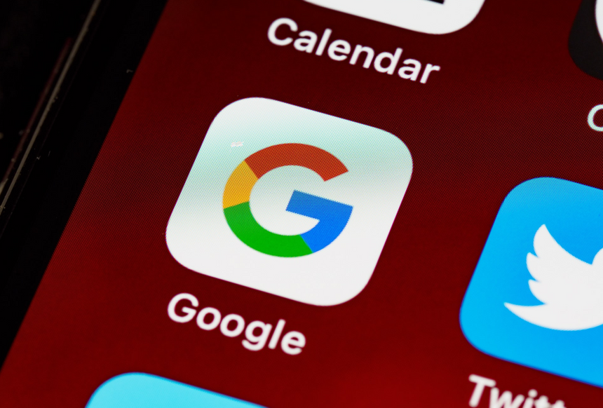 Google пристыдила Apple за отказ внедрить в iPhone более современную замену SMS и MMS