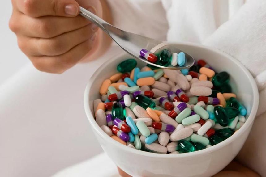 Учёные выяснили, приём лекарства в каком положении будет максимально эффективным