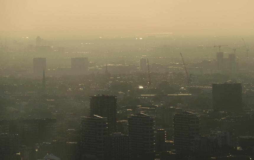 Чем опасен смог для мозга? Ответ эксперта