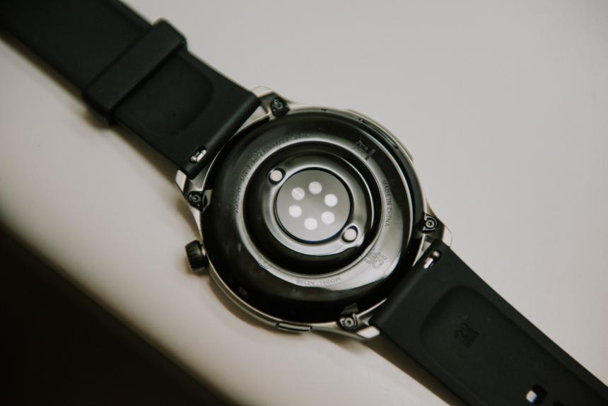 Самые навороченные умные часы по вменяемой цене