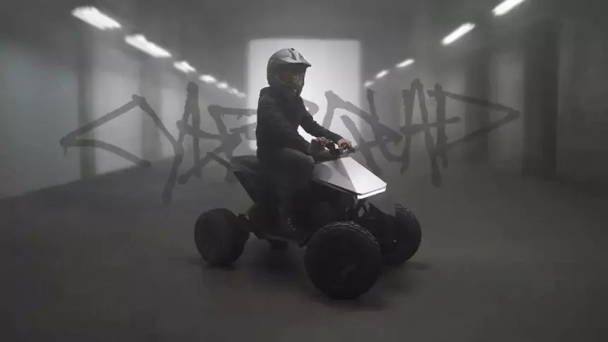 Власти США запретили Tesla выпускать детский квадроцикл в дизайне Cybertruck