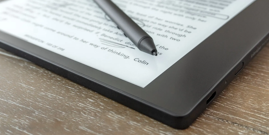 Lenovo показала свой первый планшет с экраном, как у электронных читалок
