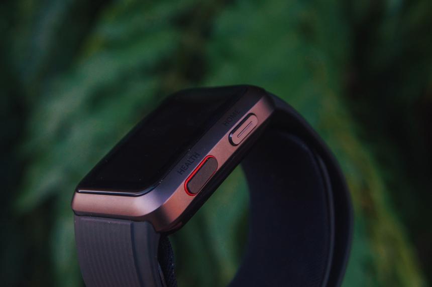 Это самые продвинутые наручные часы с возможностью измерять артериальное давление