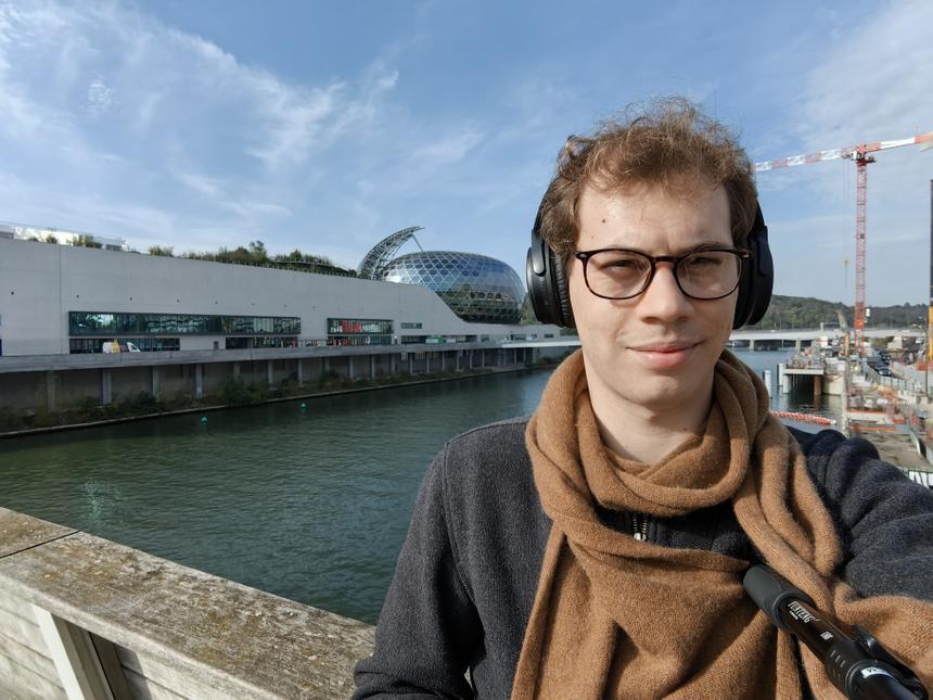 Пример фото на фронталку Huawei Mate 50 Pro