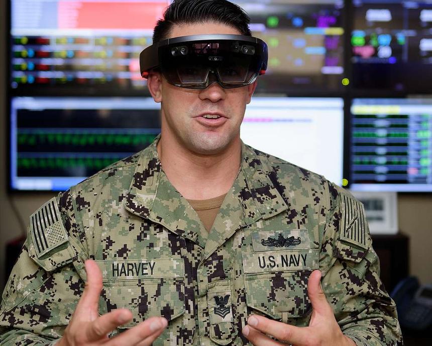 «Они убили бы нас»: Армия США решила купить очки Microsoft несмотря на жалобы солдат