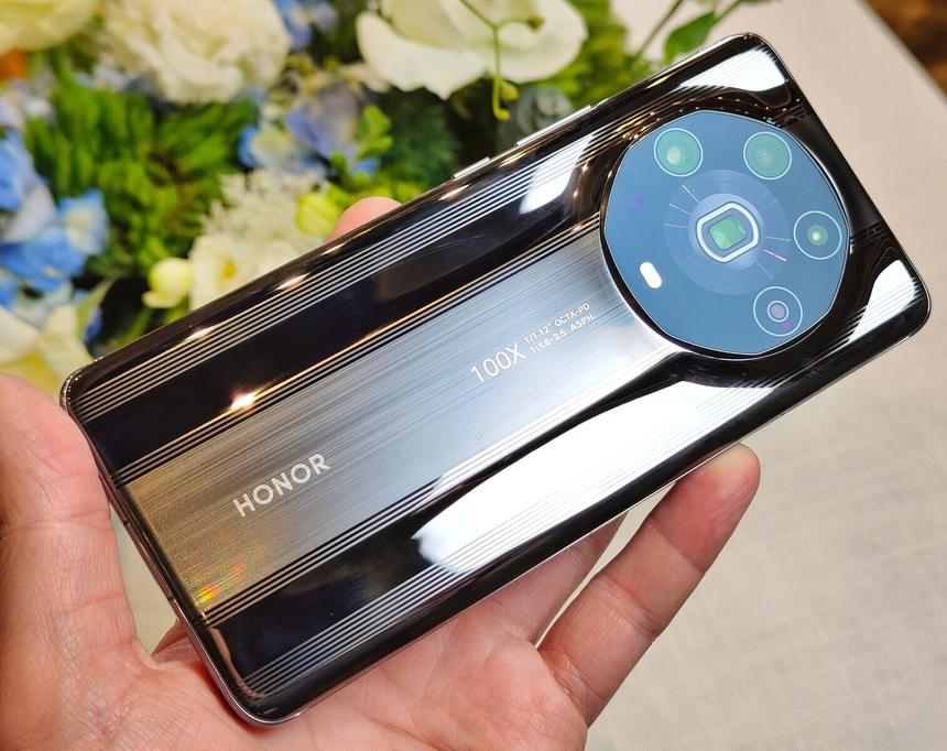 Лучший камерофон Honor получил 39 место в тестировании фронтальной камеры