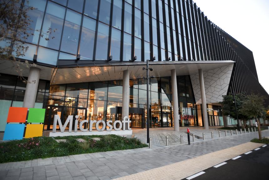 Microsoft может уволить до трети сотрудников из-за ситуации в мире