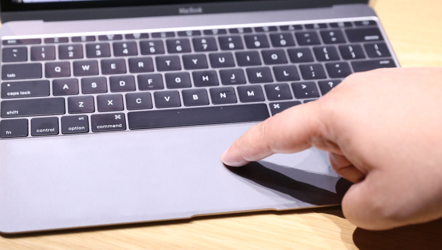Apple изобрела «безграничный» тачпад для своих ноутбуков MacBook