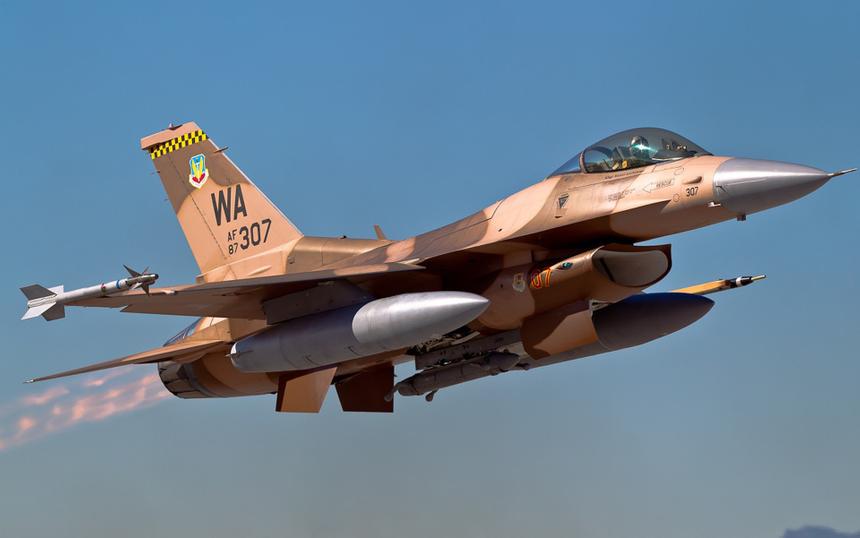 Украина потребовала от западных стран 24 истребителя