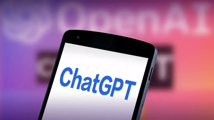 Нашумевшая нейросеть ChatGPT научится создавать видео
