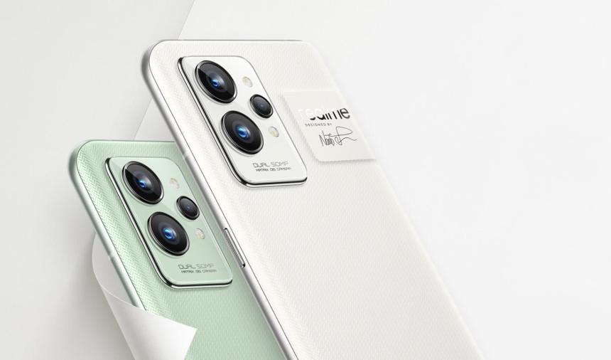 Realme GT2 мог бы быть хорошим смартфоном. Но его испортили породившие Snapdragon 888 криворукие Qualcomm (проектировщики) и Samsung (исполнители). А торгаши на AliExpress ещё и цену на него снижать не хотят