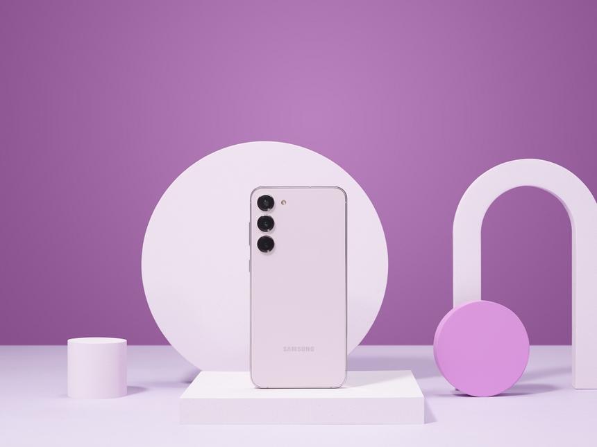 Нет, система на Samsung Galaxy S23 не занимает 60 ГБ памяти. Всё объяснили