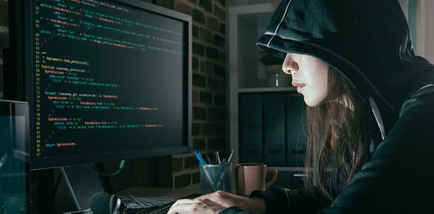 Единственная хакерша, взламывающая современные крупнобюджетные игры, оказалась русской