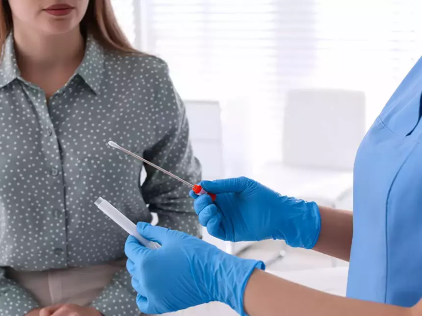 Россиянам напомнили о неочевидном признаке сифилиса