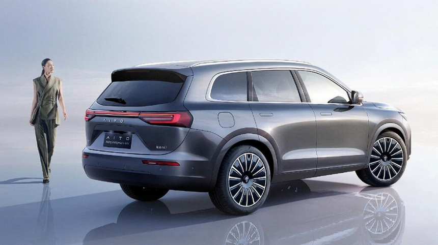 В России стартовали продажи кроссовера Huawei Aito M7