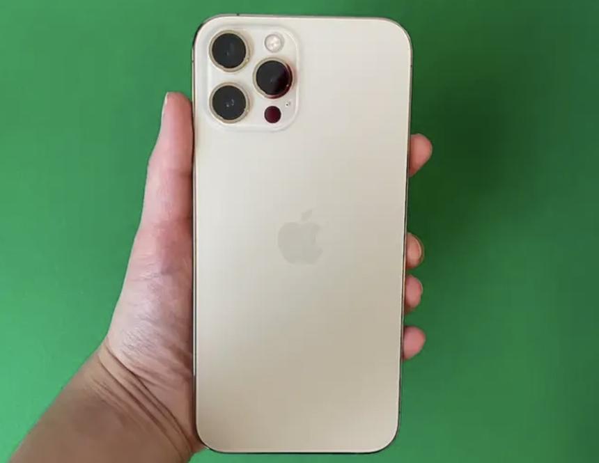 И ещё один: на этот раз в России резко подешевел iPhone 12 Pro Max