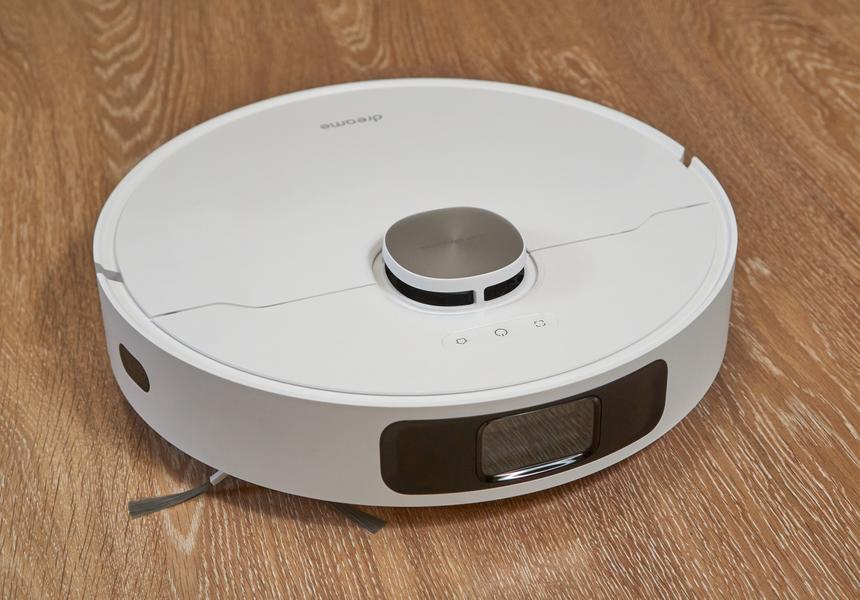 Если и брать робот-пылесос, то только такой: с влажной уборкой, китайский и полностью автоматический